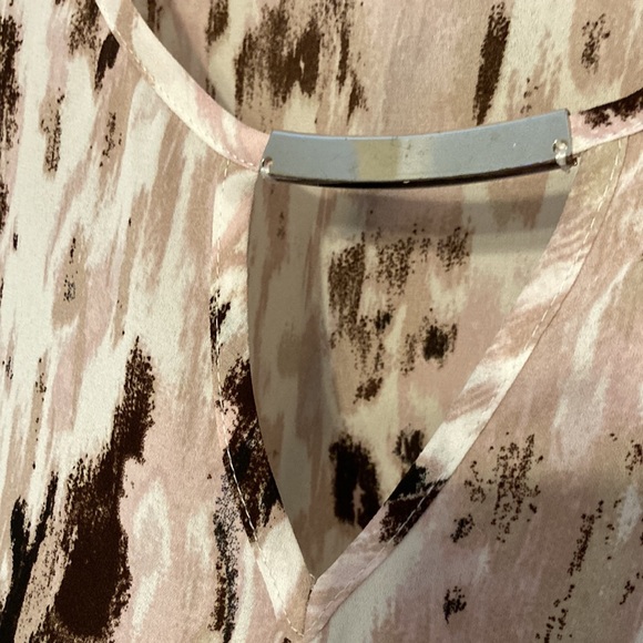 New Directions , flowy , multi pink & blush shades- beautiful blouse - Picture 4 of 4